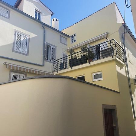 Apartment And Room Marija Đảo Krk Ngoại thất bức ảnh