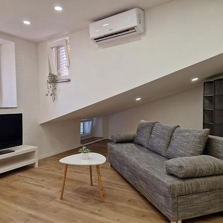 Apartment And Room Marija Đảo Krk Ngoại thất bức ảnh