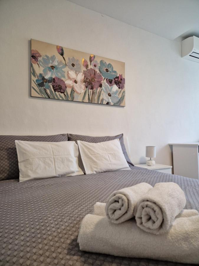 Apartment And Room Marija Đảo Krk Ngoại thất bức ảnh